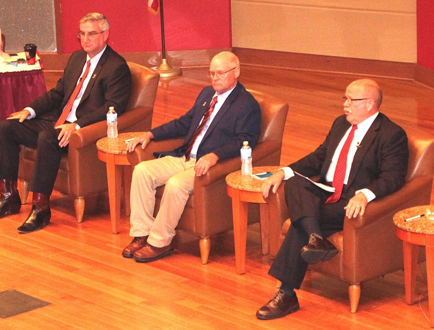 

<p>(From left to right: Lt. Gov. Eric Holcomb, Rex Bell and John Gregg) </p>
<p>“><figcaption class=