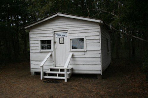 

<p>This is one of the praise houses still standing on St. Helen Island, where African-Americans used to gather in small numbers to worship and settle disputes. St. Helena Island, near Beaufort, South Carolina, is at the centre of the lowcountry’s Gullah culture.</p>
<p>“><figcaption class=