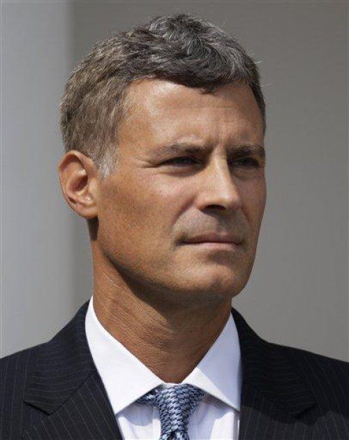 

<p></noscript>Alan Krueger stands by as he President Barack Obama, not seen,<br />
announces him as as chairman of the Council of Economic Advisers,<br />
Monday, Aug. 29, 2011, in the Rose Garden of the White House in<br />
Washington. (AP Photo/Carolyn Kaster)</p>
<p>“><figcaption class=