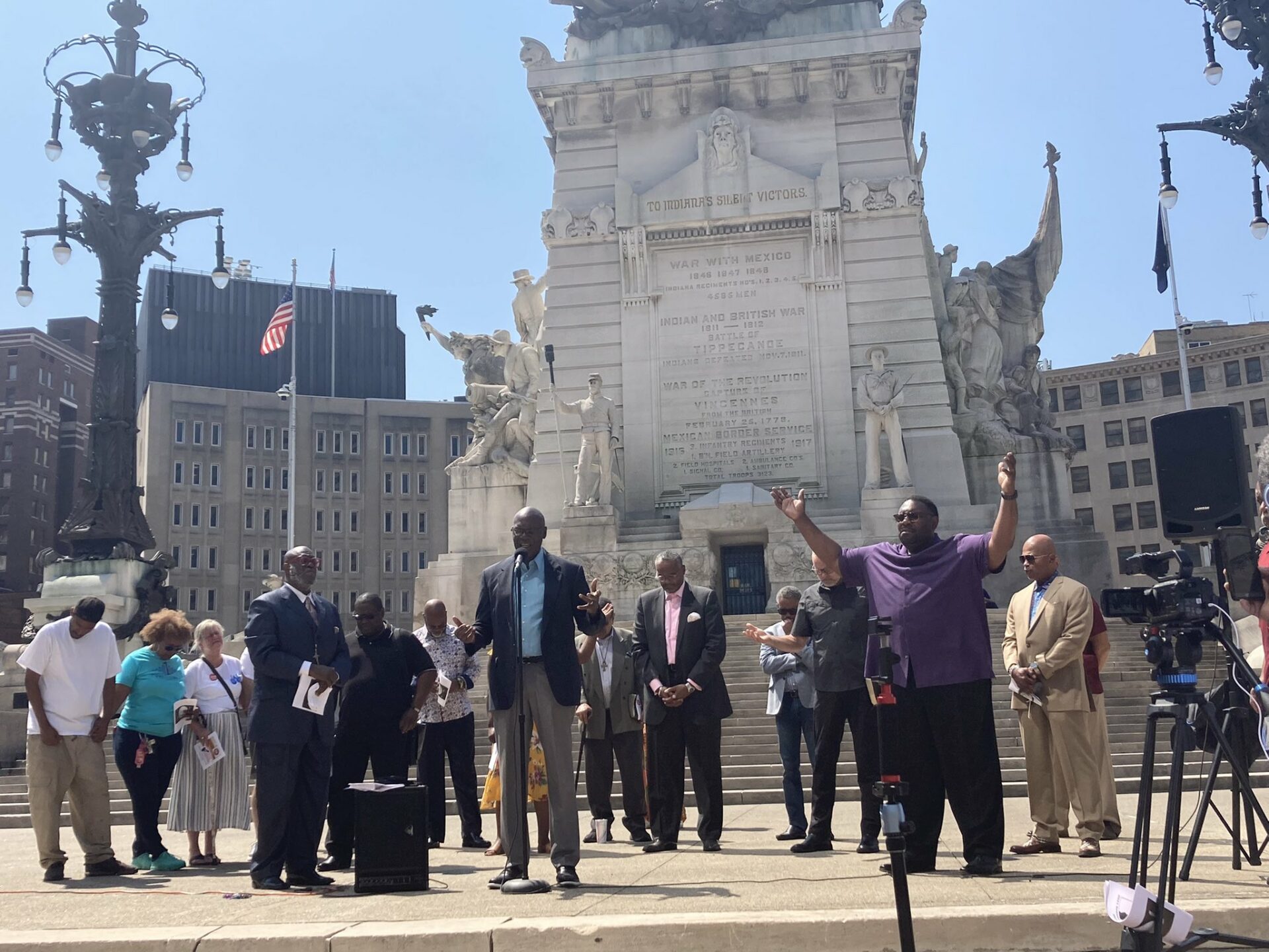 Faith leaders pray, fast to curb violence - Indianapolis Recorder