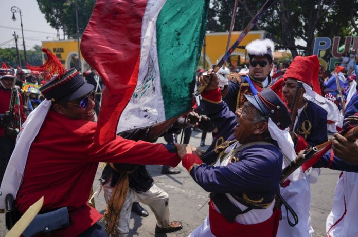 Cinco de Mayo battle reenactment