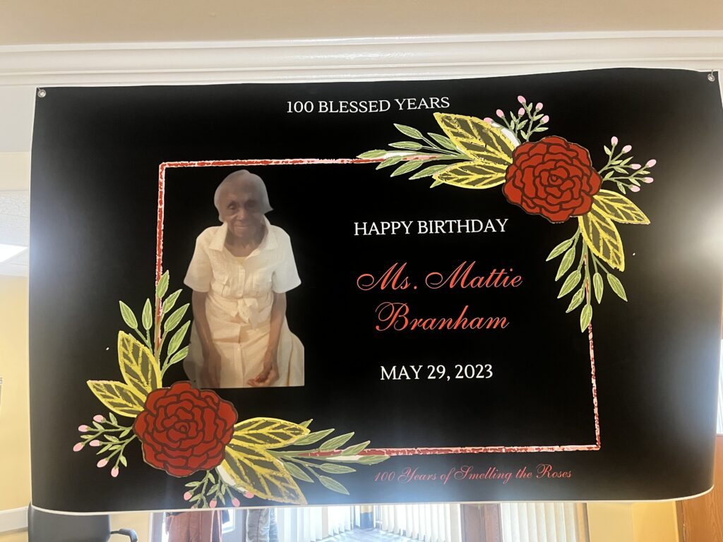 Indianapolis woman celebrates her 100th birthday