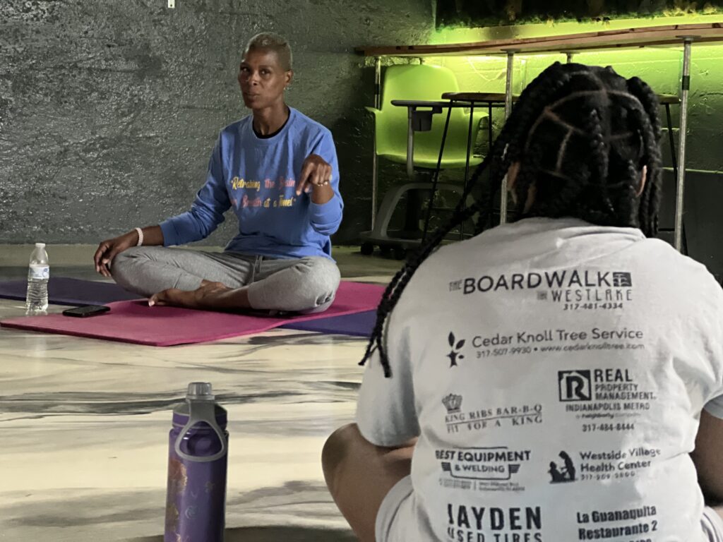 Free yoga classes teaching healing to youth