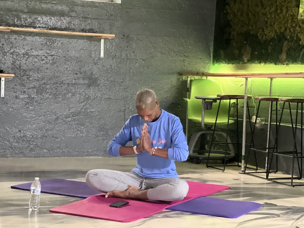 Free yoga classes teaching healing to youth