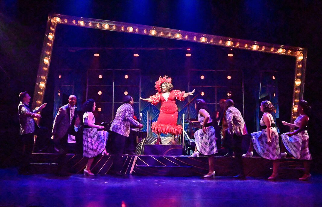vette Monique Clark sings "It Don't Mean A Thing" in Beef & Boards Dinner Theatre's production of Sophisticated Ladies, now on stage through Aug. 20.