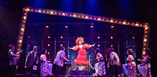 vette Monique Clark sings "It Don't Mean A Thing" in Beef & Boards Dinner Theatre's production of Sophisticated Ladies, now on stage through Aug. 20.