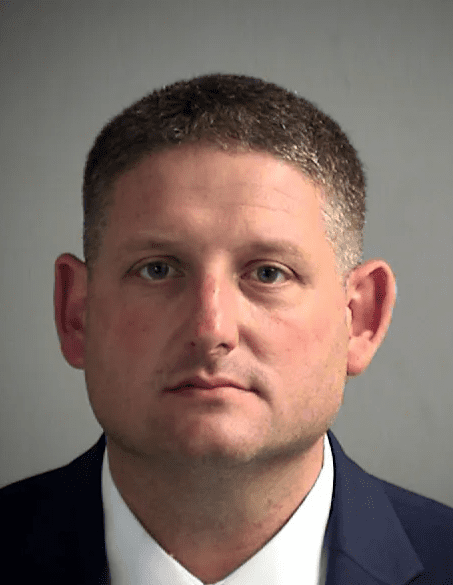 Suspended IMPD sergeant sentenced to 1 year in federal prison for using excessive force during arrest