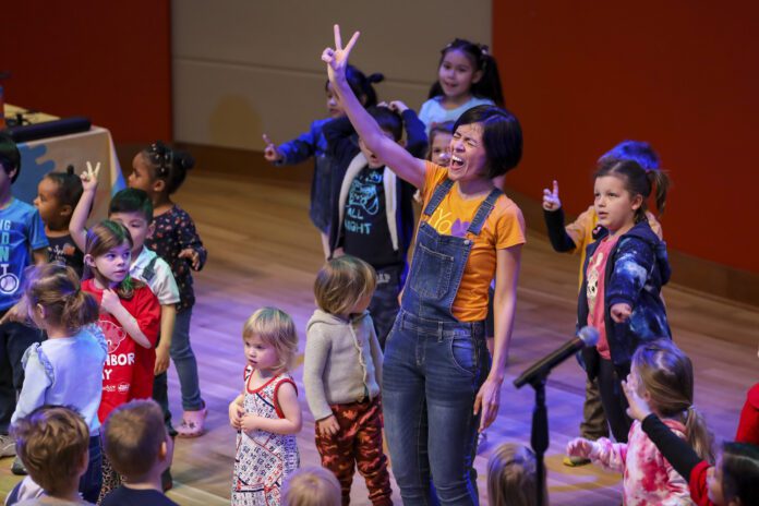 Indianapolis Public Library will celebrate its annual Día del Niño Be My Neighbor Day at Central Library on April 27. (Photo provided/IndyPL)