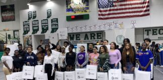 Jeff Teague donating hundreds of laptops to IPS students with the help of AT&T and Human-I-T in April of 2024.