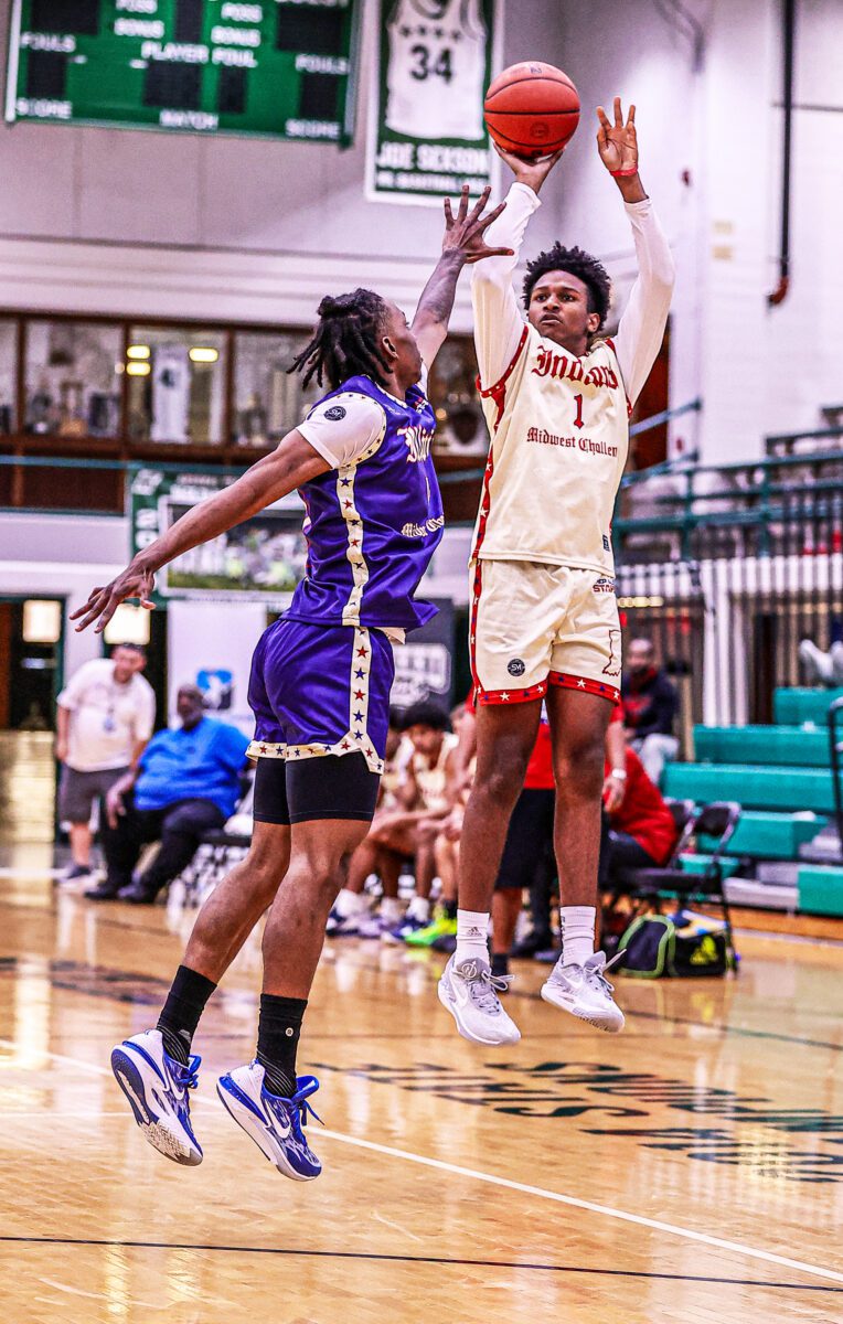 Evan Haywood, currently committed to Butler University, puts up a jump shot over a contesting defender during Prep Ball Star Midwest Challenge on May 11, 2024 at Arsenal Technical High School in Indianapolis, IN. (Photo/David Dixon)