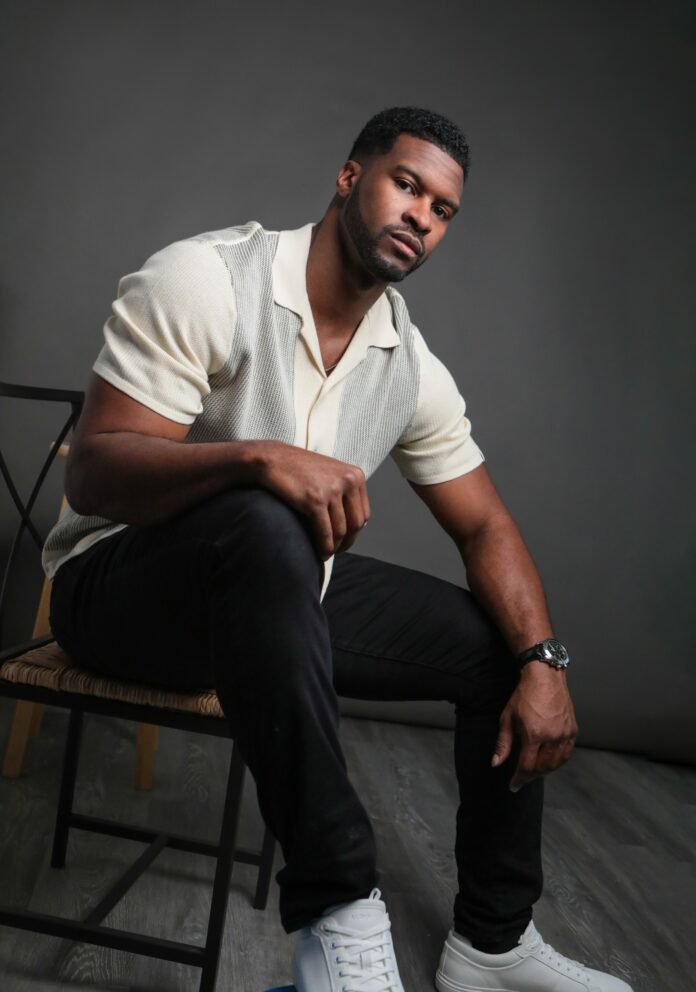 Branden-9622copy Branden Wellington, who grew up in Indianapolis, is part of the large ensemble cast of Tyler Perry's "Sistas." (Photo/Tim Schaeffer Photography)