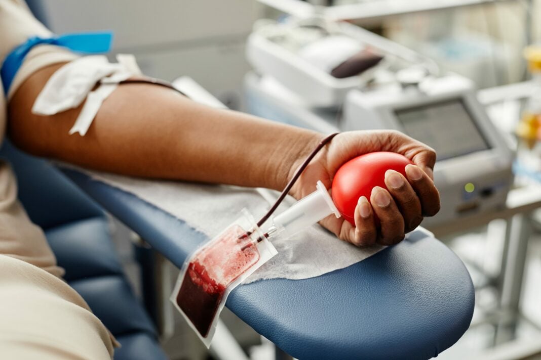 Blood donor (Adobe Stock)