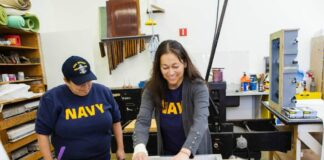 veterans creating art at Indy Art Center