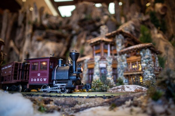 model train jingle rails