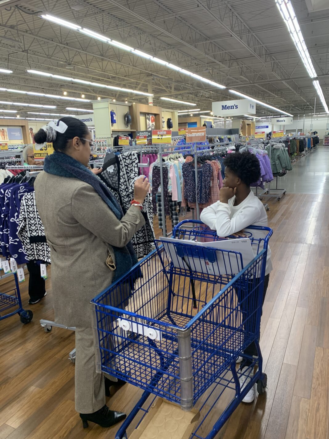 student from DREAM Alive shopping