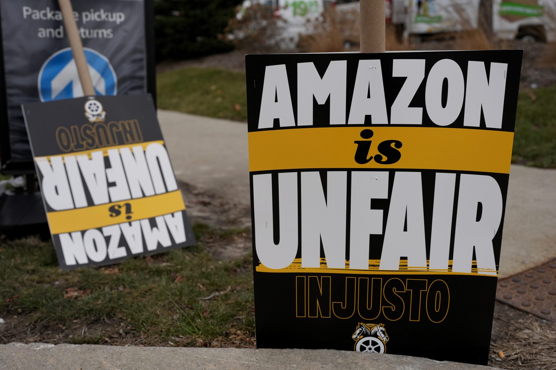 Teamsters launch historic strike against Amazon amid holiday rush ...