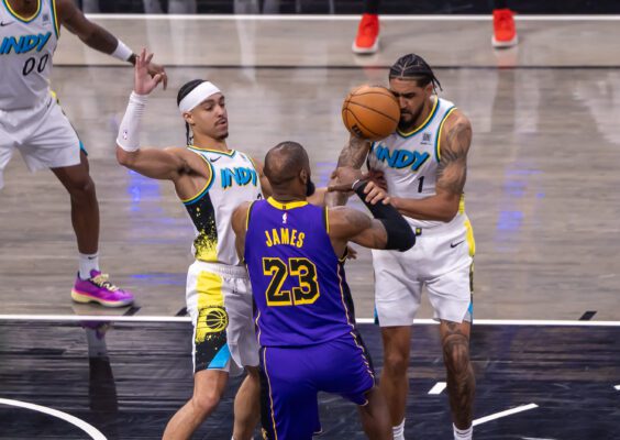 Lakers versus Pacers