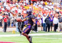 Miles College Golden Bears football team during a game. (Photo via Circle City Classic official website)