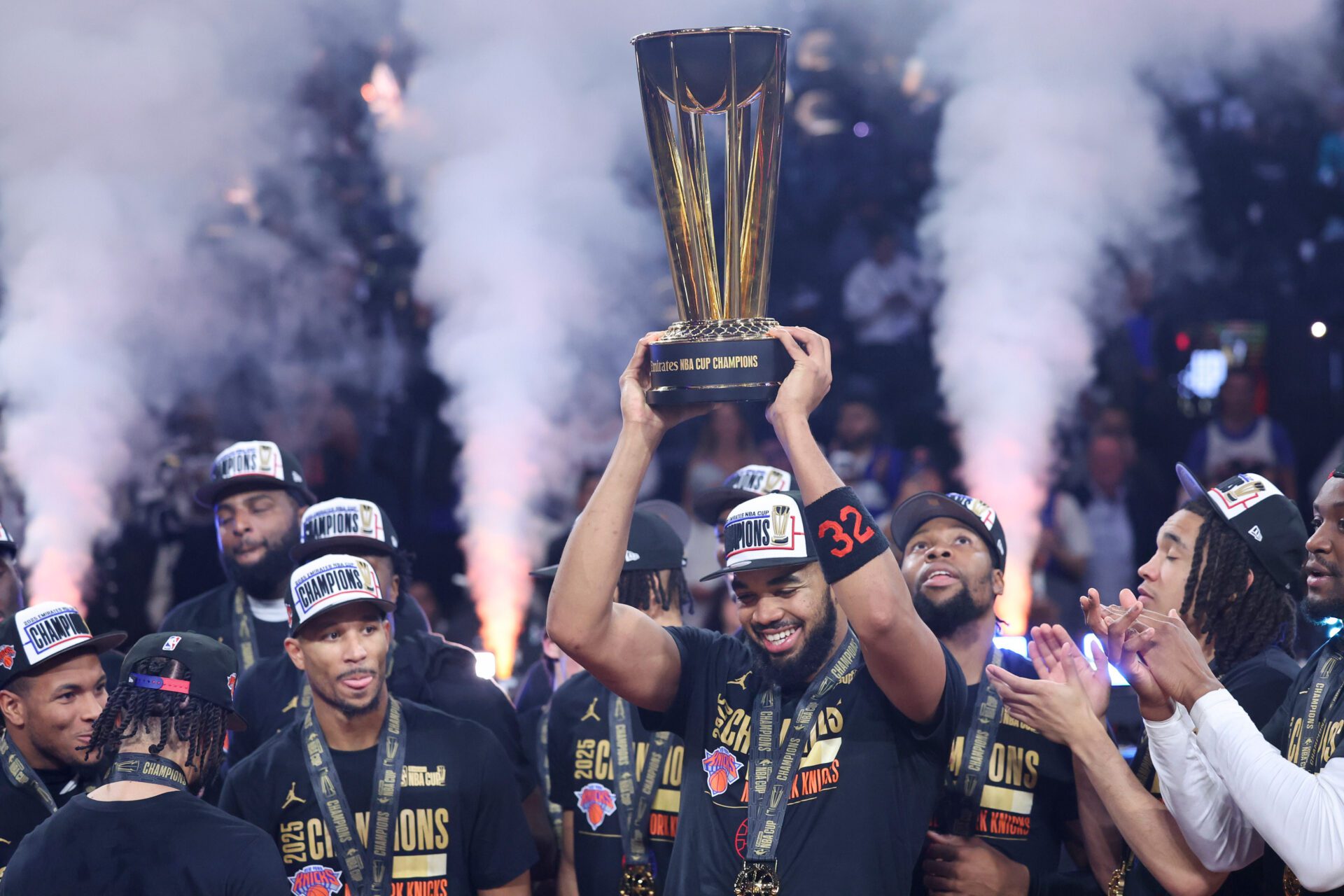 Knicks end title drought, capture 2025 NBA Cup with 124-113 win over ...