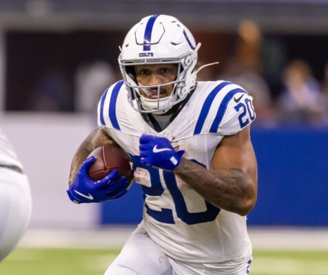 An Indianapolis Colts player carrying the football maneuvers down the field during on-field action on Aug. 29, 2026, at Lucas Oil Stadium, in downtown Indianapolis, Indiana. (Photo/Walt Thomas)