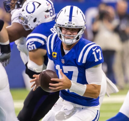 Indianapolis Colts quarterback Daniel Jones (#17) drops back in the pocket to look for an open receiver on Sept. 13, 2026, at Lucas Oil Stadium, in downtown Indianapolis, Indiana. (Photo/Walt Thomas)